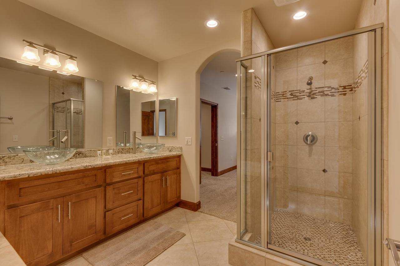 Tahoe Woods Escape - Three Bedroom Home เซาท์เลคทาโฮ ภายนอก รูปภาพ