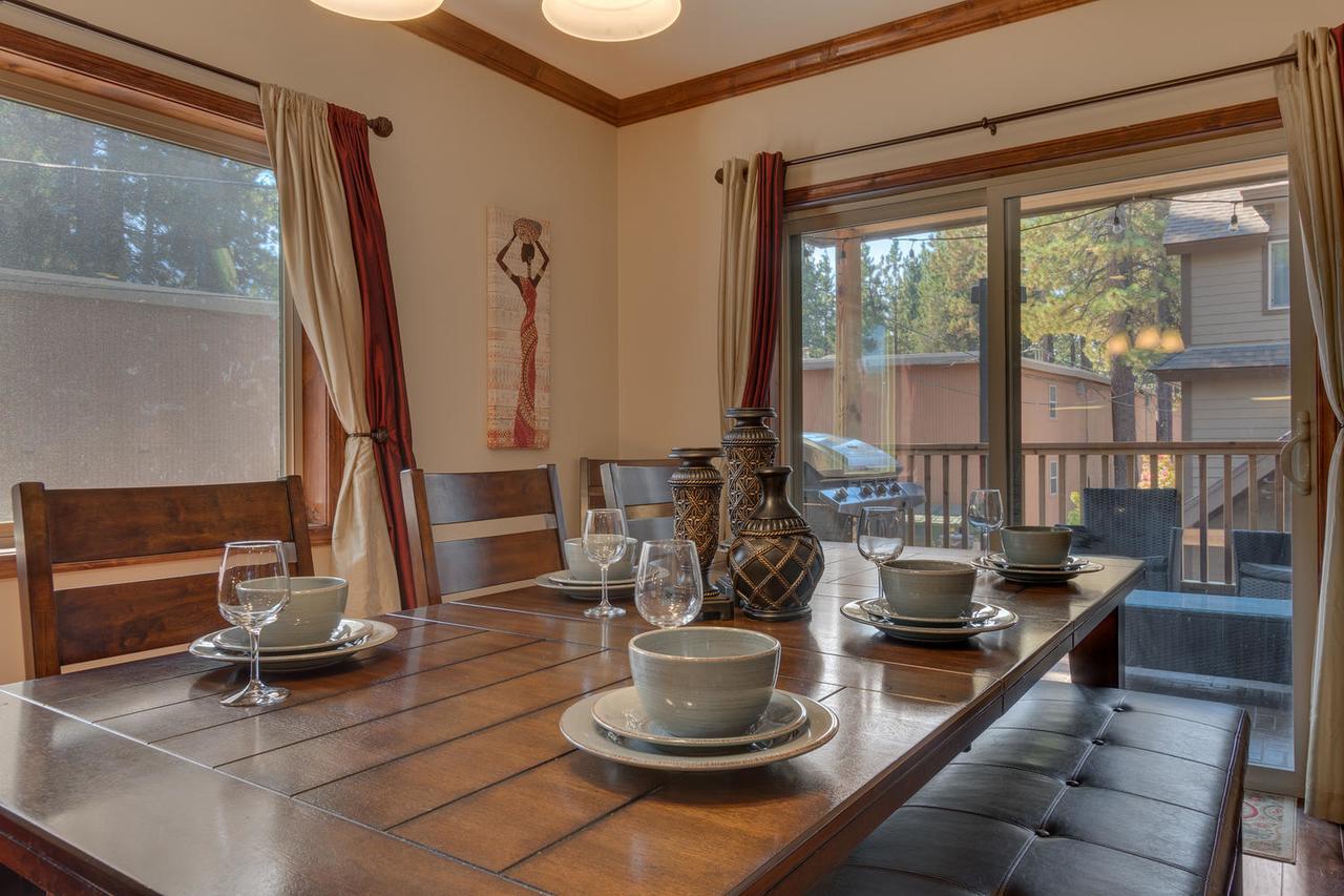 Tahoe Woods Escape - Three Bedroom Home เซาท์เลคทาโฮ ภายนอก รูปภาพ